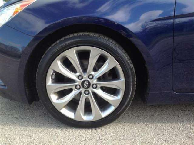 2011 Hyundai Sonata SE 4dr Sedan 6A